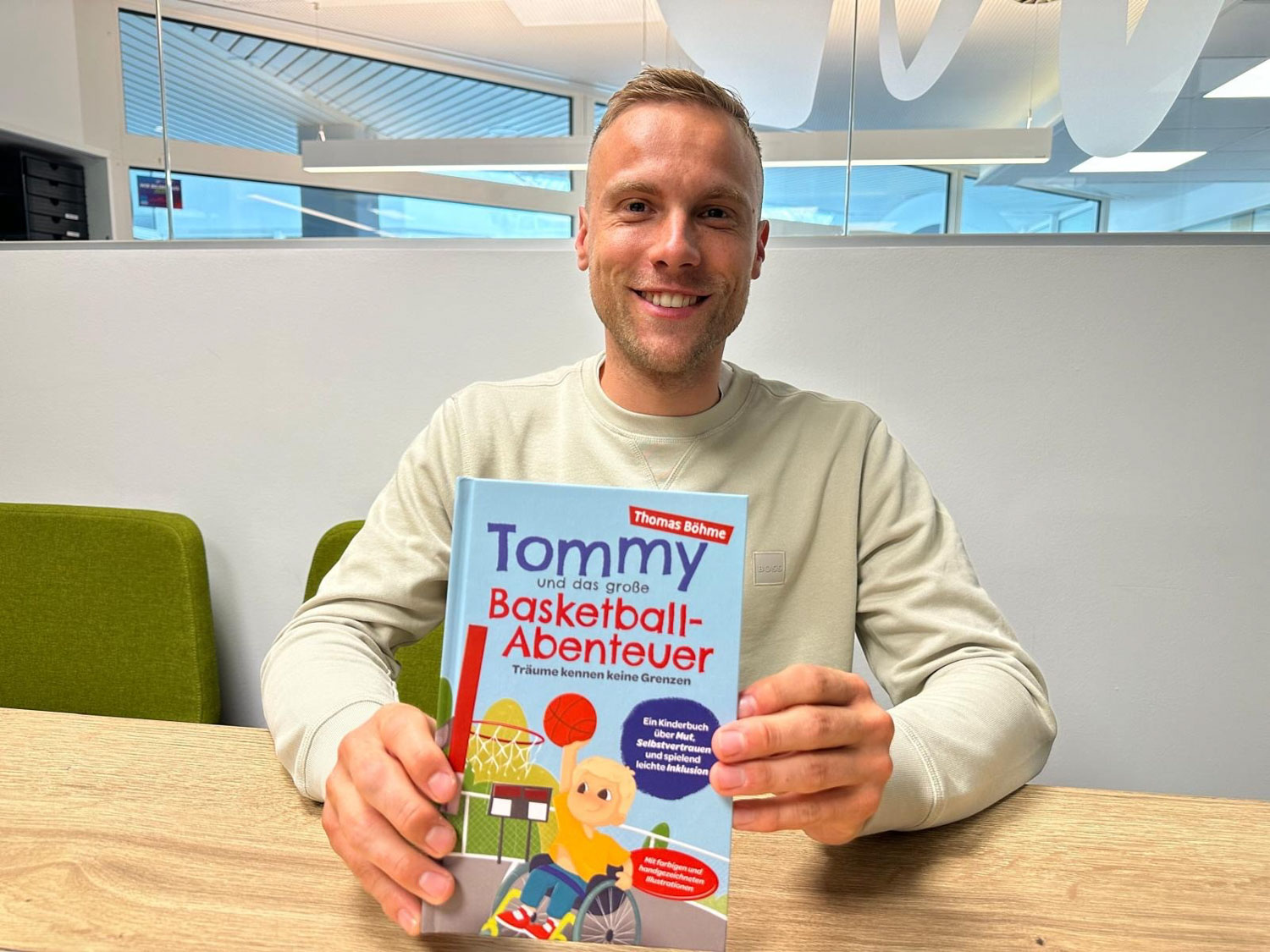 Kinderlesung mit Autor und Basketballspieler Thomas Böhme. Für Kinder mit einer Begleitung